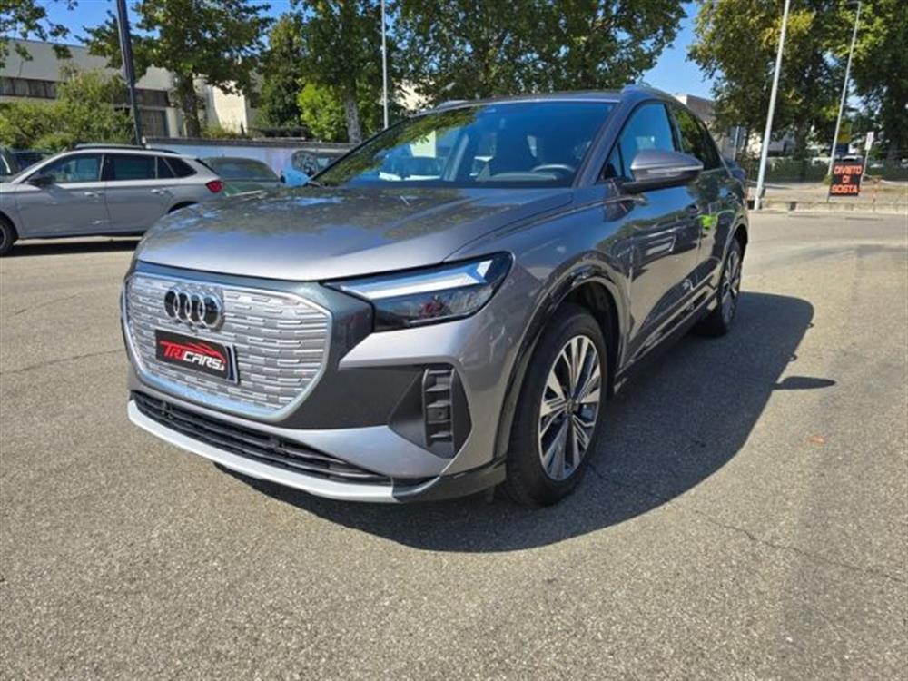 Q4 e-tron Q4 e-tron Business A. 500 KM A