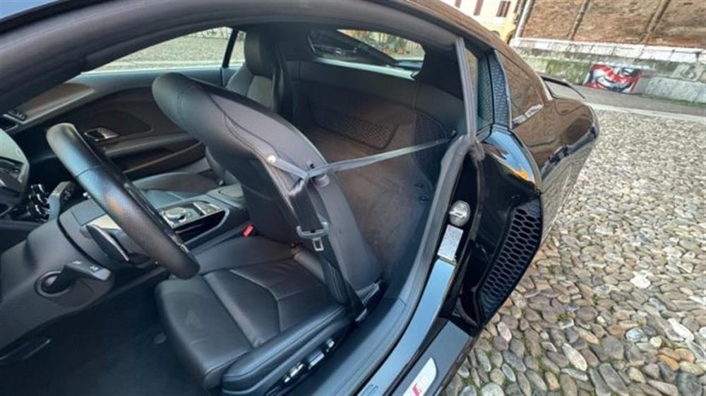 R8 R8 Coupé 5.2 FSI quattr