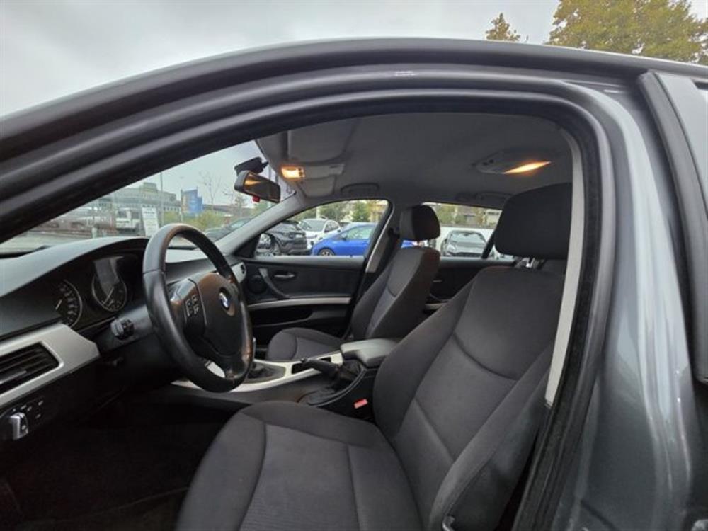 318 318 d cat Touring PERMUT