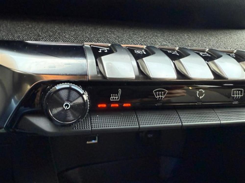 3008 3008 BlueHDi 130 S&S EAT8