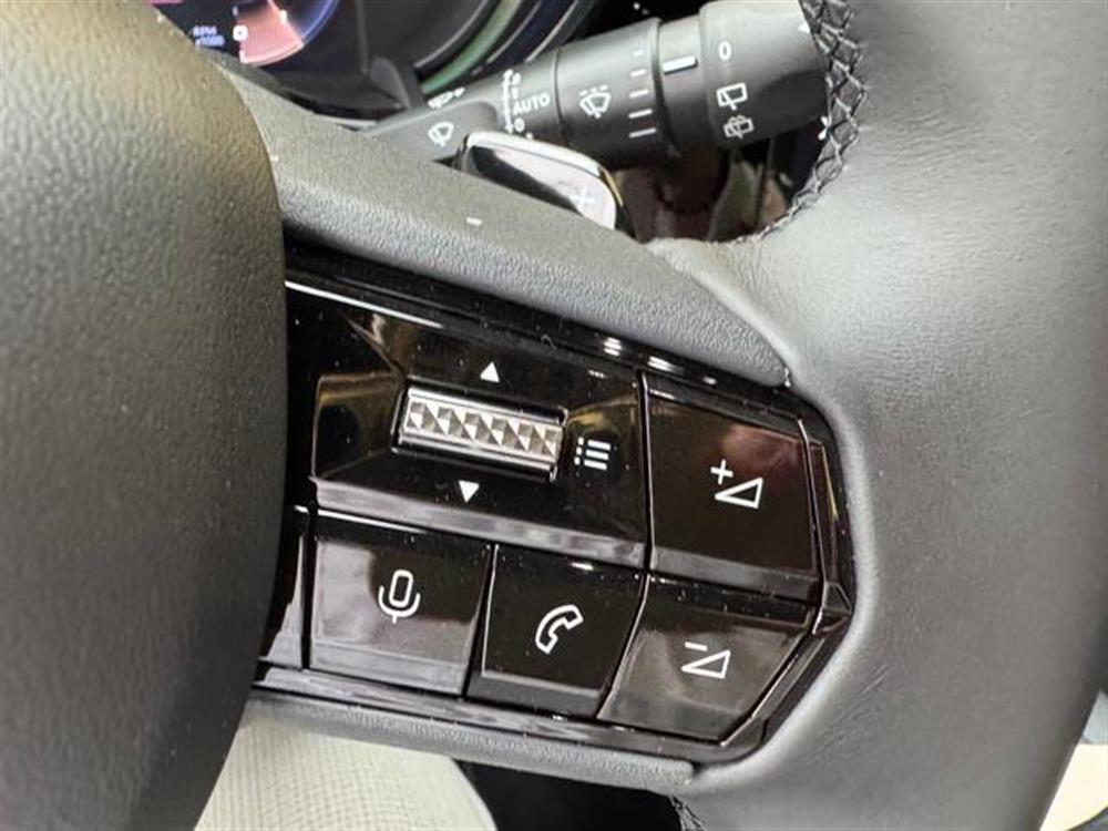 Junior Junior 1.2 145 CV Hybrid eD