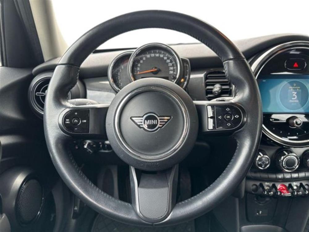 One One 1.5 One 75 CV 5 port