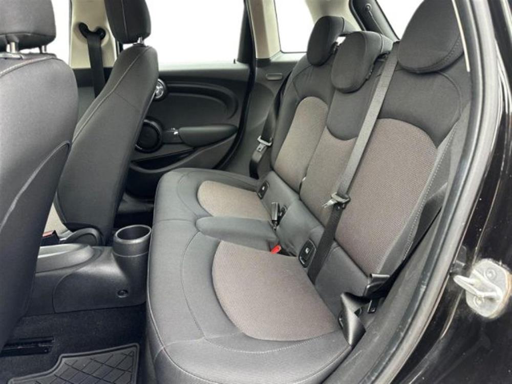 One One 1.5 One 75 CV 5 port