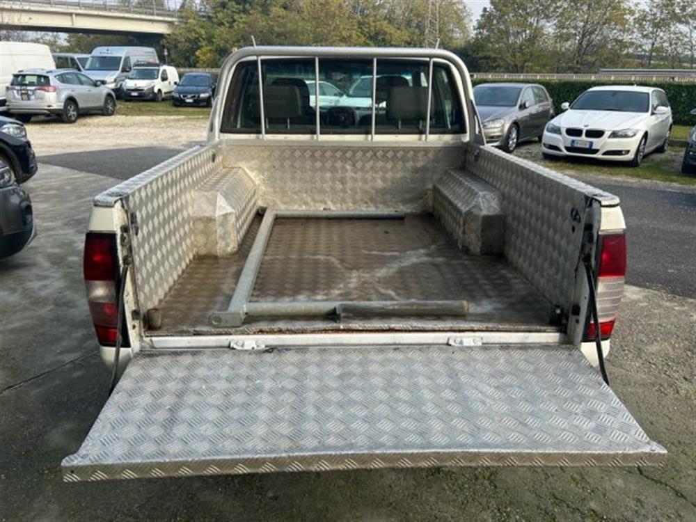 Navara Navara 2.5 D 4p. Double Cab