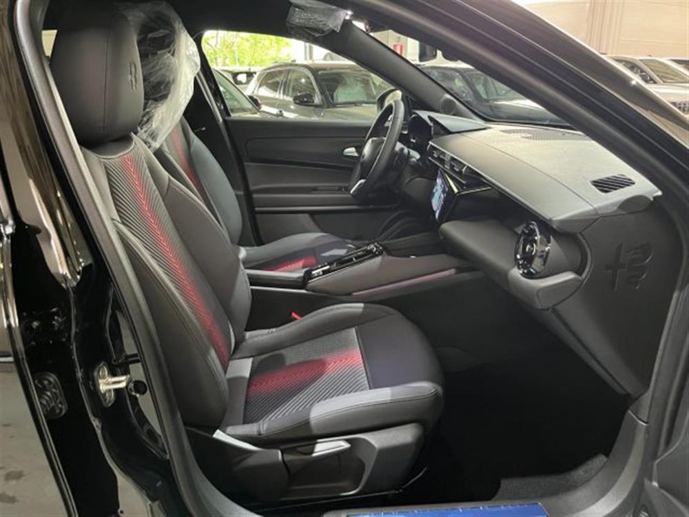 Junior Junior 1.2 136CV Hybrid eDC