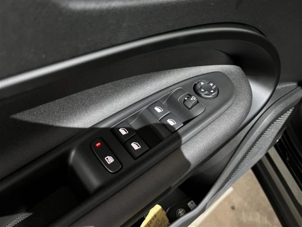 Junior Junior 1.2 136CV Hybrid eDC