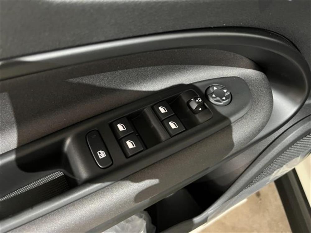 Junior Junior 1.2 136CV Hybrid eDC