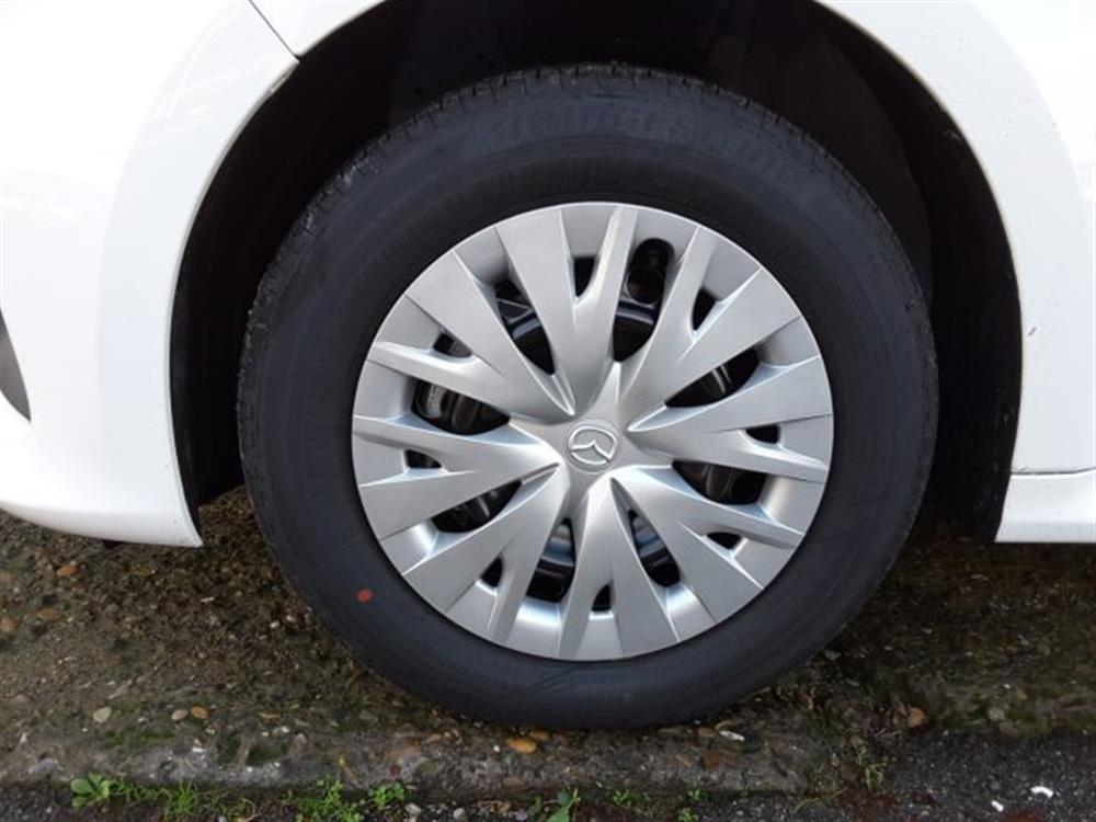 2 2 FULL HYBRID 1.5 VVT-