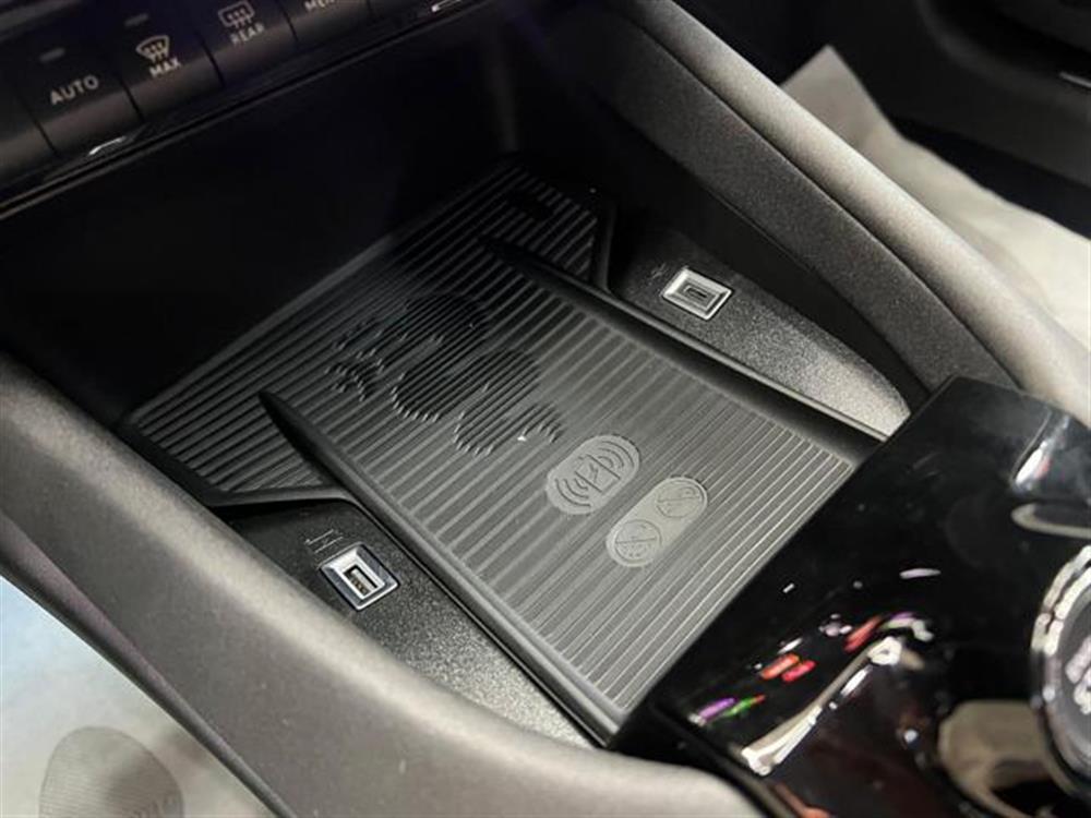 Junior Junior 1.2 145 CV Hybrid eD