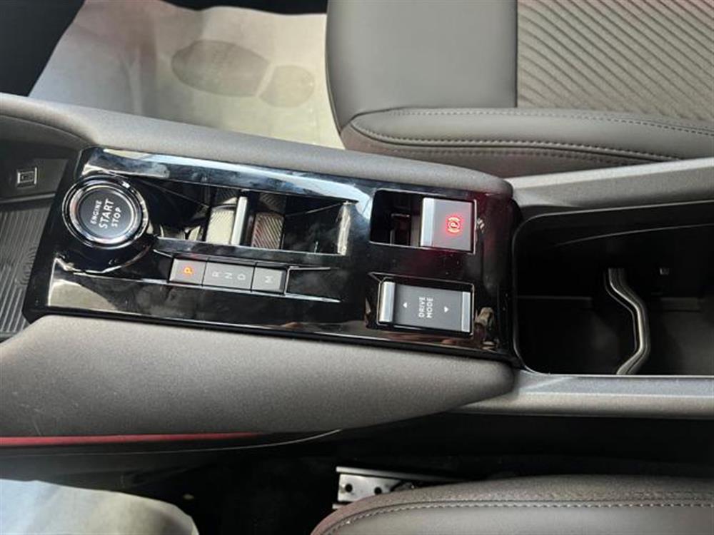 Junior Junior 1.2 145 CV Hybrid eD