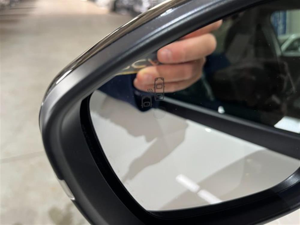 Junior Junior 1.2 136CV Hybrid eDC