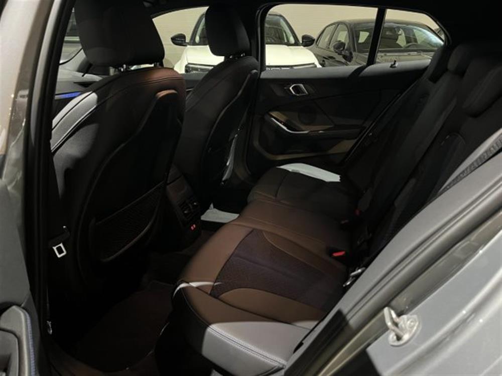 118 118 dA 5p. Msport Navig+