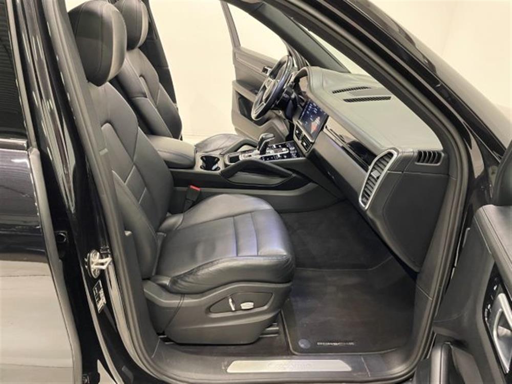 Cayenne Cayenne 3.0 V6 Aut. * PELLE