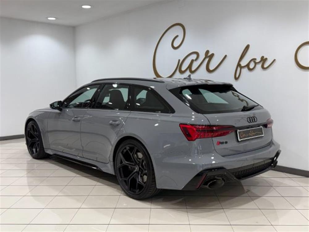 RS6 RS6 Avant 4.0 TFSI V8 Pe