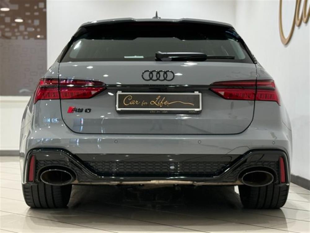 RS6 RS6 Avant 4.0 TFSI V8 Pe