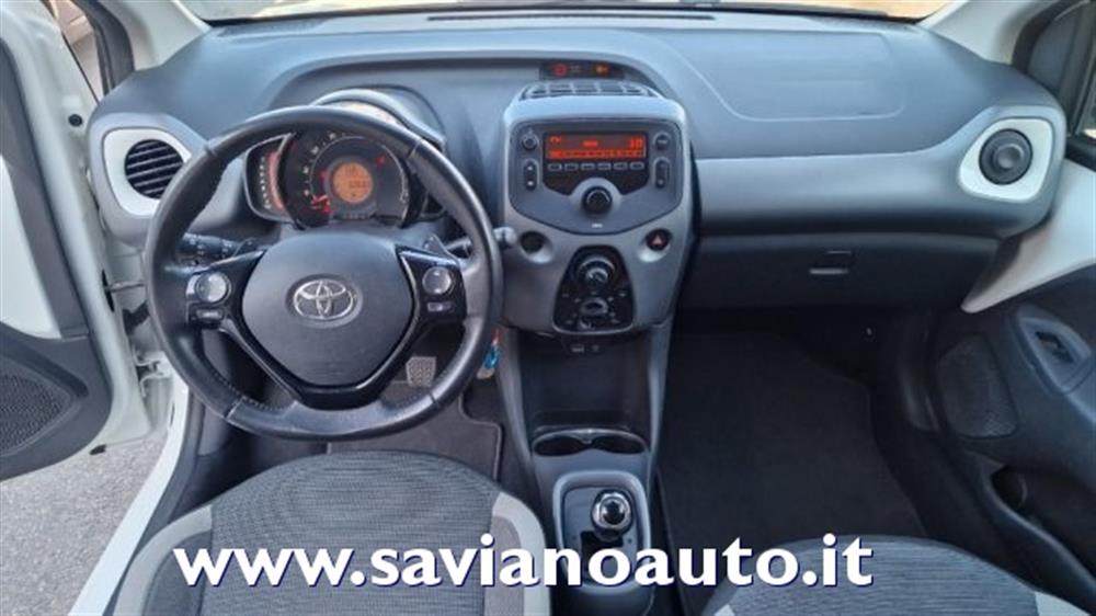 Aygo Aygo Connect 1.0 VVT-i 72