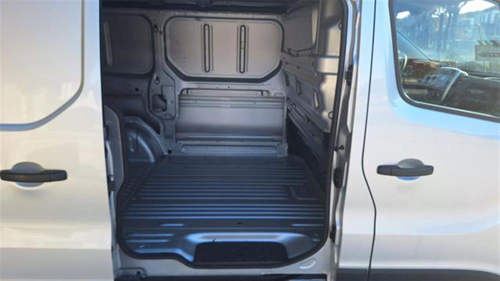 Trafic Trafic T27 2.0 dCi 120CV PC