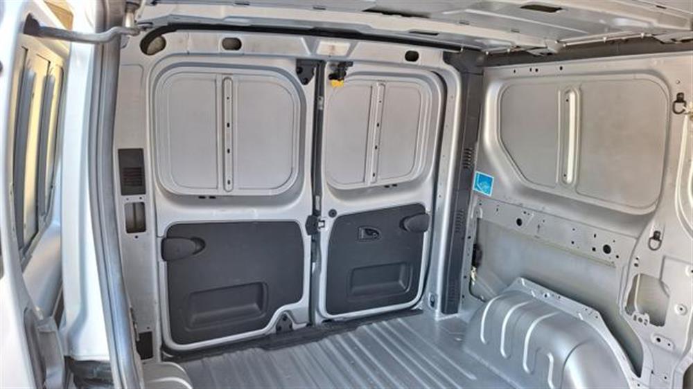 Trafic Trafic T27 2.0 dCi 120CV PC