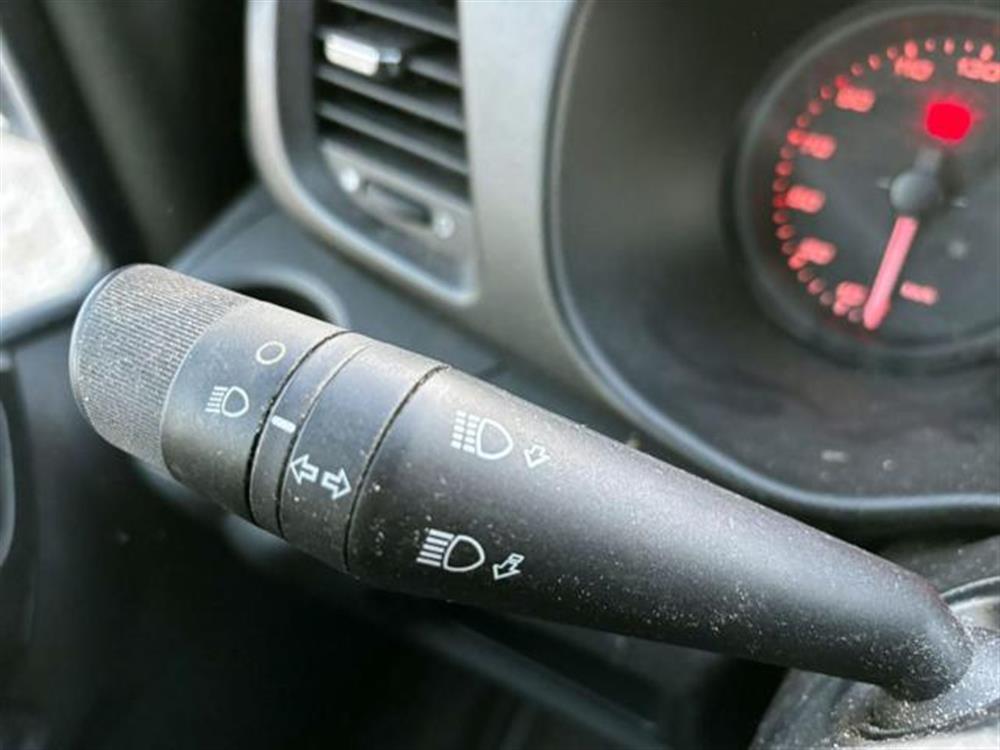 Daily Daily 35C16 2.3 BOX + SMC