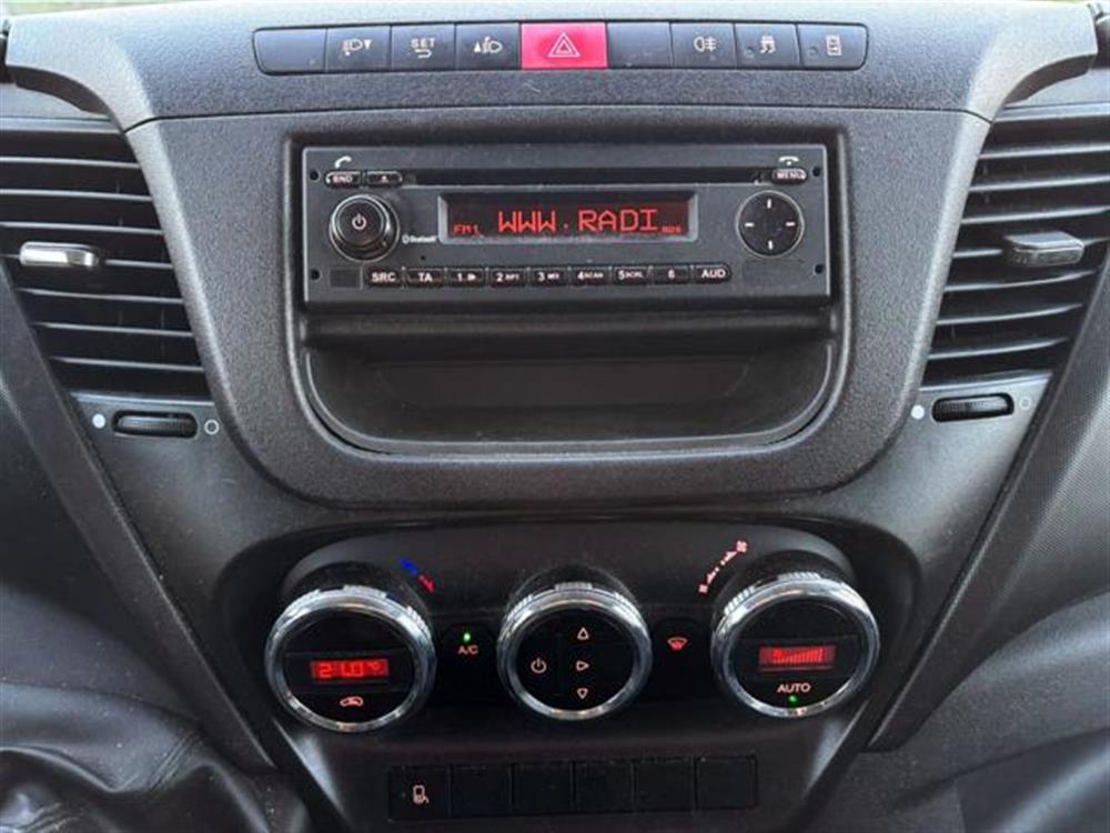 Daily Daily 35C16 2.3 BOX + SMC