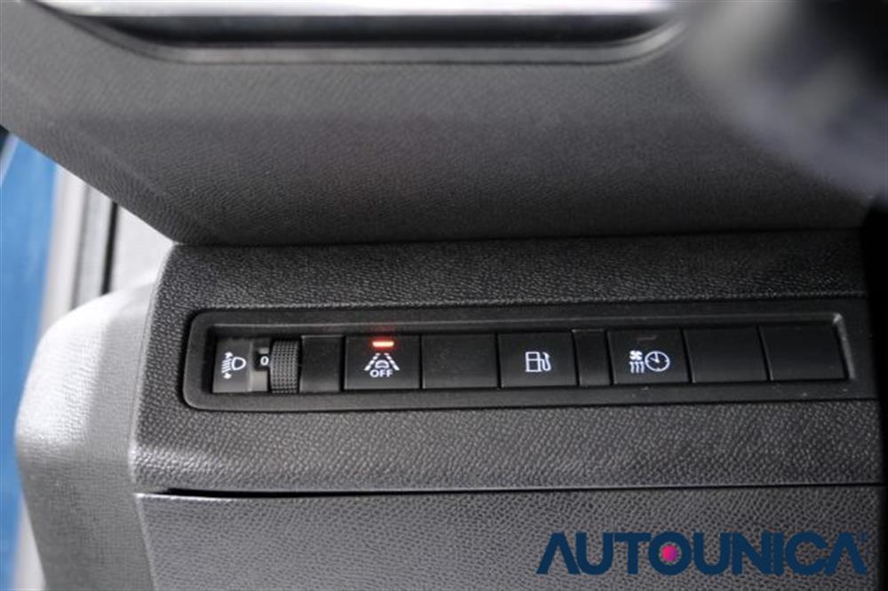 3008 3008 HYBRID4 300 E-EAT8 A