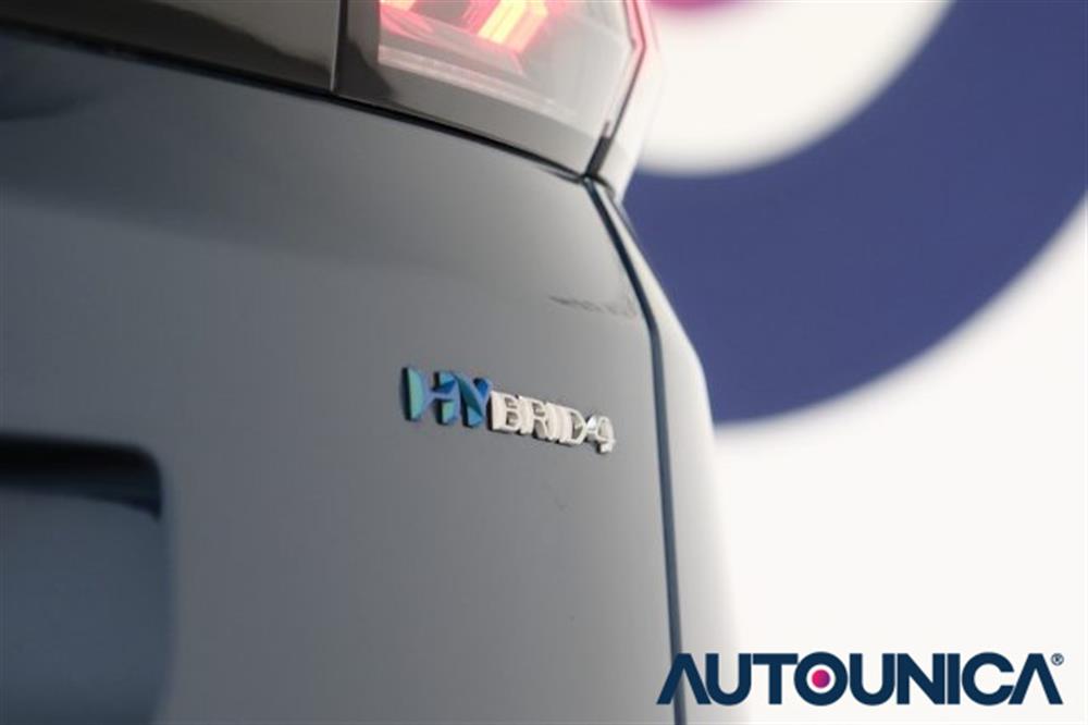 3008 3008 HYBRID4 300 E-EAT8 A