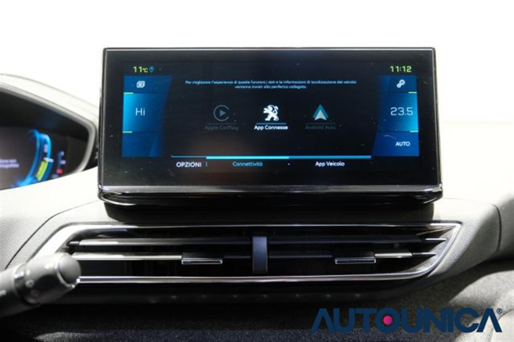 3008 3008 HYBRID4 300 E-EAT8 A