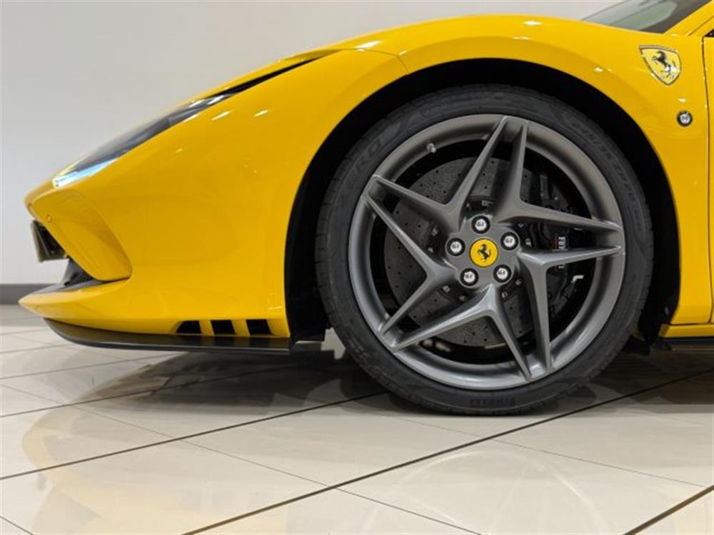 F8 F8 Tributo IVA ESPOSTA