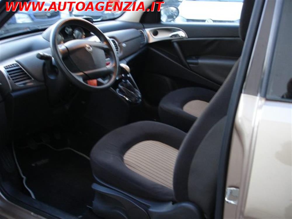 Ypsilon Ypsilon 1.2 RESTYLING BICOLO