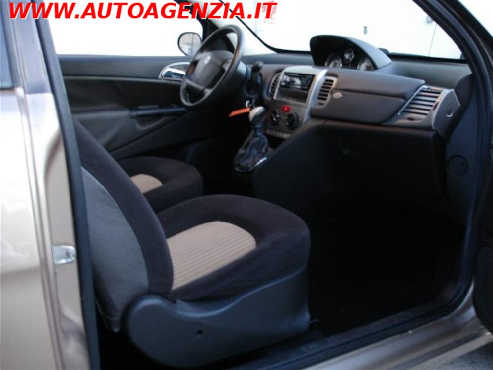 Ypsilon Ypsilon 1.2 RESTYLING BICOLO