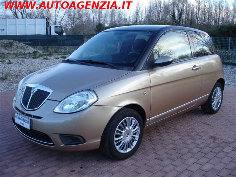 Ypsilon Ypsilon 1.2 RESTYLING BICOLO