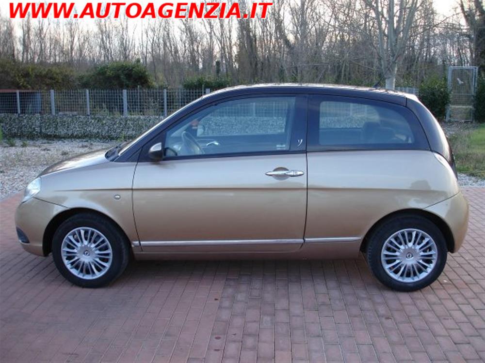 Ypsilon Ypsilon 1.2 RESTYLING BICOLO