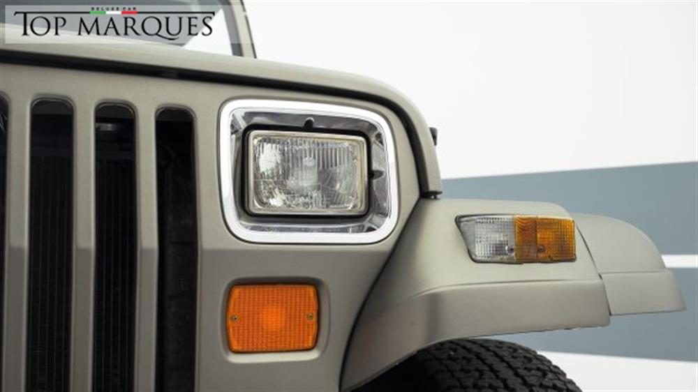 Wrangler Wrangler 2.5 Laredo da vedere