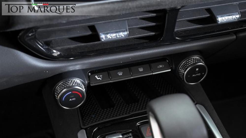 Emira Emira I4 Turbocharged DCT