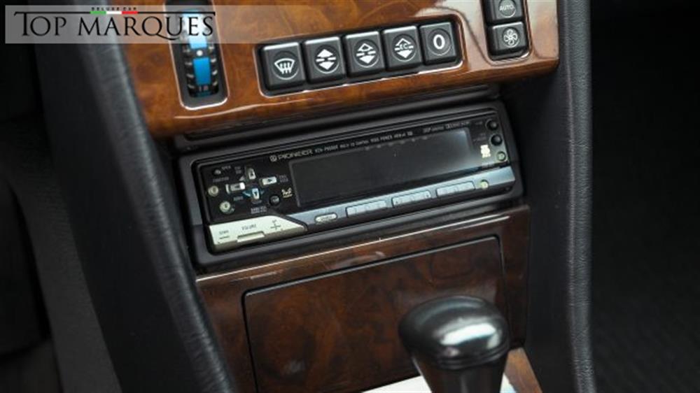 300 300 CE-24 cat Coupé