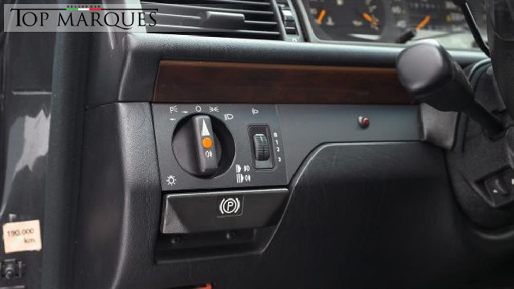 300 300 CE-24 cat Coupé