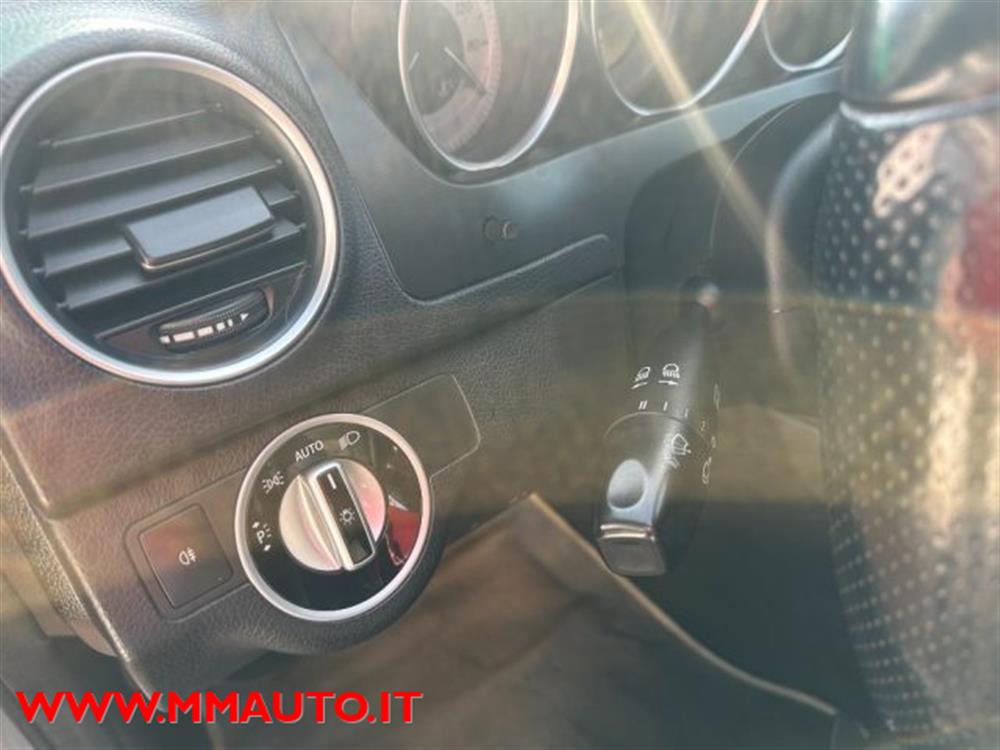 C 220 C 220 CDI BlueEFFICIENCY E