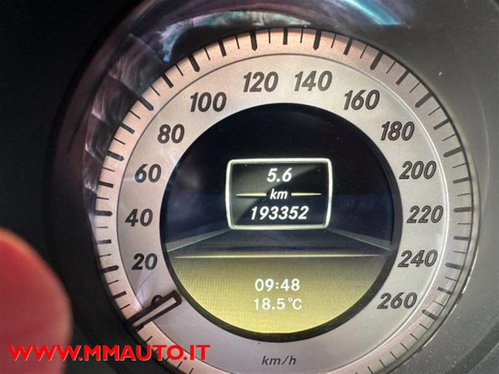 C 220 C 220 CDI BlueEFFICIENCY E