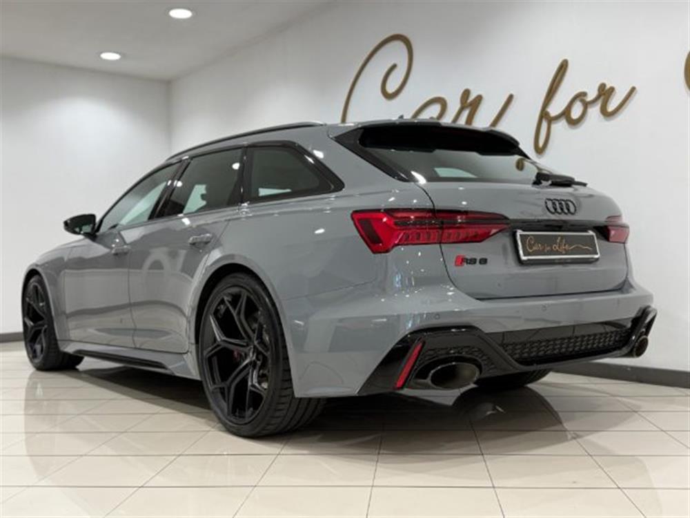 RS6 RS6 Avant 4.0 TFSI V8 Pe