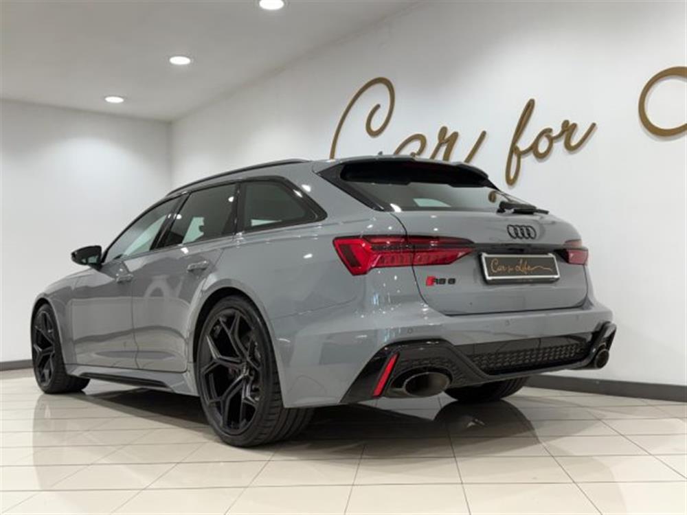 RS6 RS6 Avant 4.0 TFSI V8 Pe