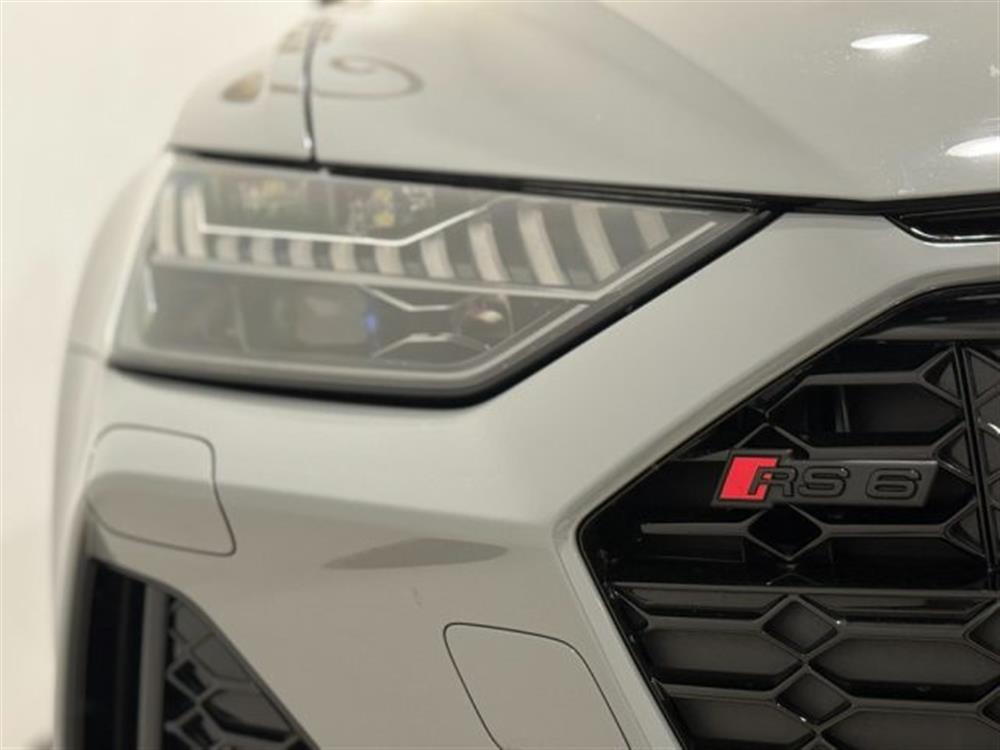 RS6 RS6 Avant 4.0 TFSI V8 Pe