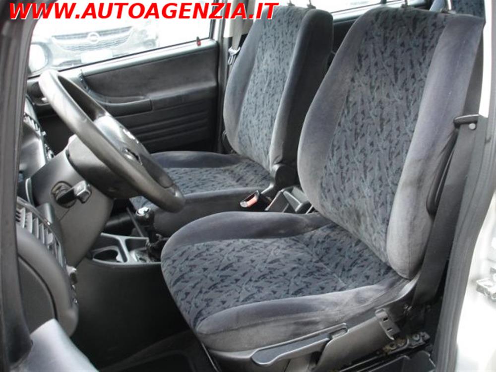 Zafira Zafira 2.0 16V DTI 7 POSTI