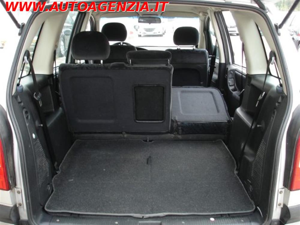 Zafira Zafira 2.0 16V DTI 7 POSTI