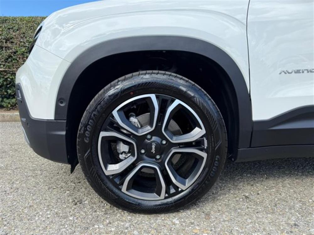 Avenger Avenger 1.2 Turbo MHEV Summi