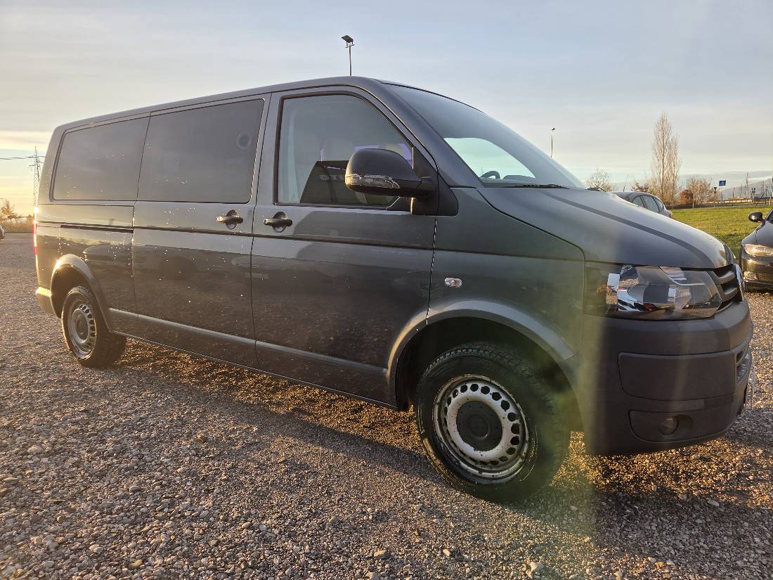 T5 T5 - CARAVELLE 2.0TDI 1