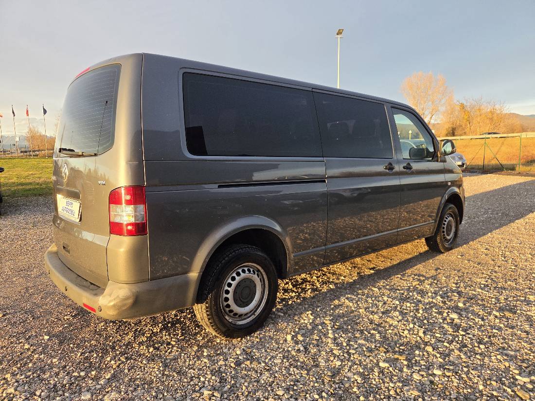 T5 T5 - CARAVELLE 2.0TDI 1