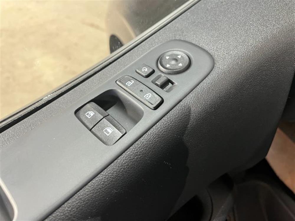 Staria Staria 2.2 AT AWD 4X4 9 pos