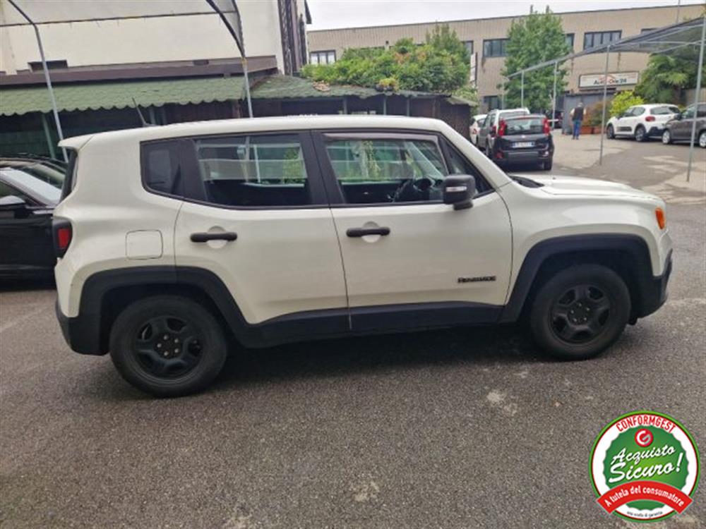 Renegade Renegade 1.6 E-TorQ EVO Sport