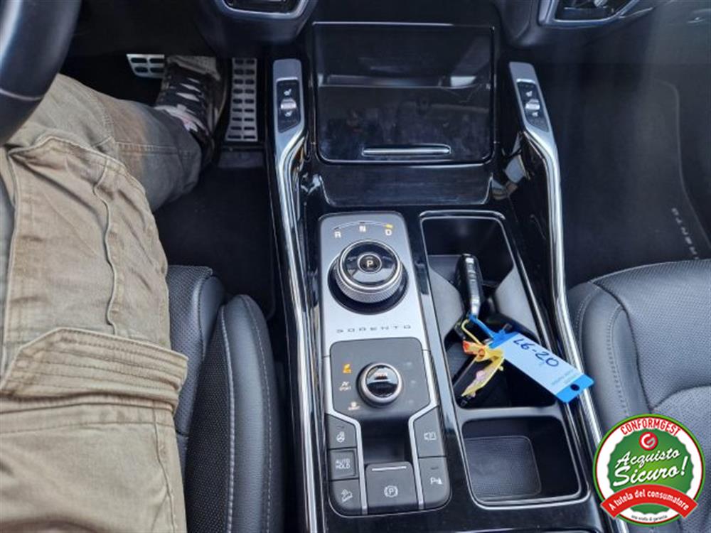 Sorento Sorento 1.6 T-GDi HEV AT6 4W