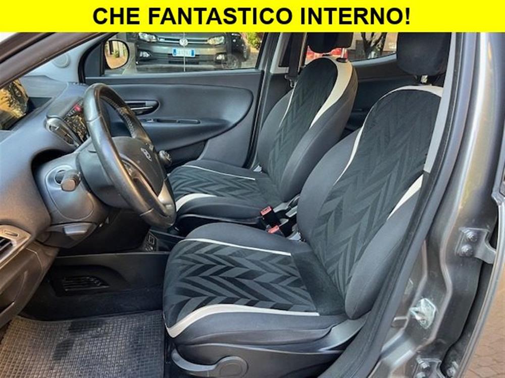 Ypsilon Ypsilon 1.3 MJT 5 porte Neop